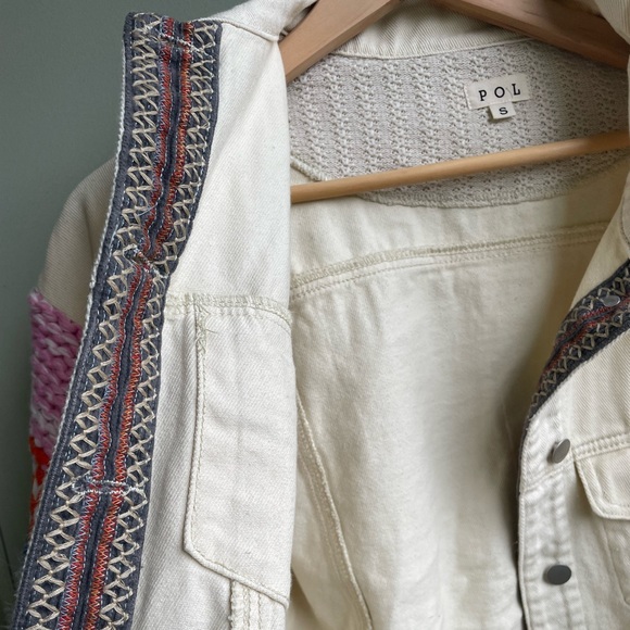 POL “Free Spirit” Denim & Fringe Jacket - Picture 12 of 15